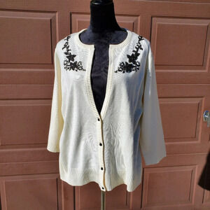 Covington Woman Cream Colored Beaded Sweater w/ Black Lace Camisole Size 16W/18W